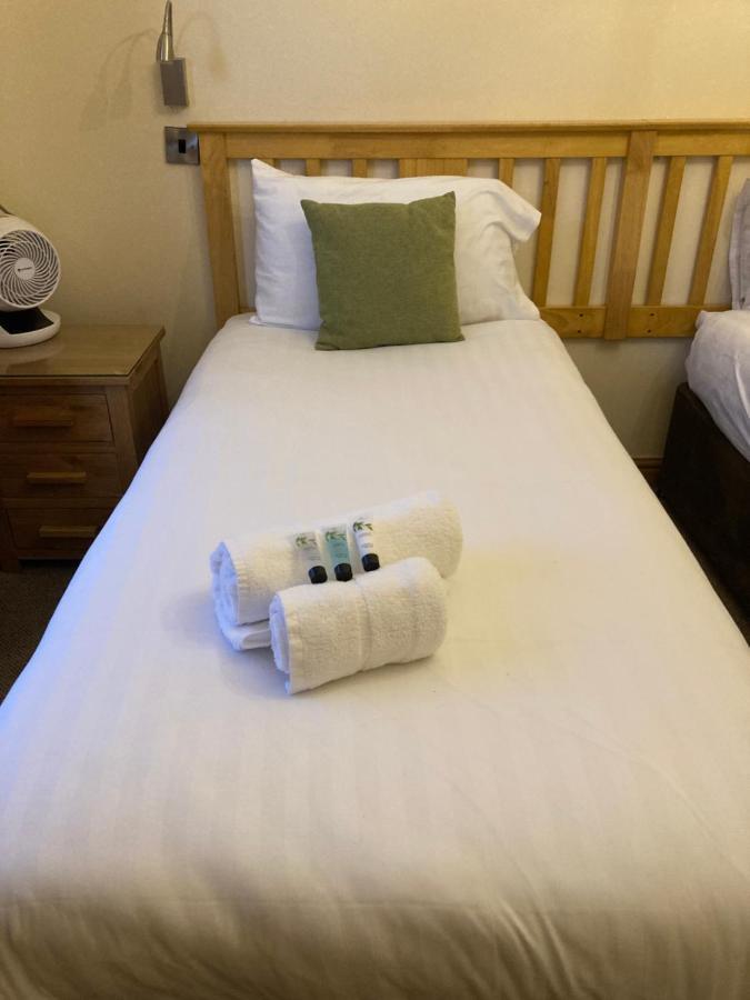Pepper Street Rooms Уитчерч Экстерьер фото